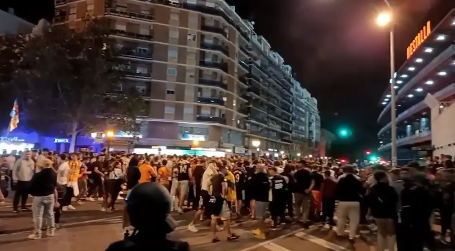 Valencia legend Santi Cañizares calls Peter Lim ‘incapable and arrogant’ as LaLiga giants hit new low