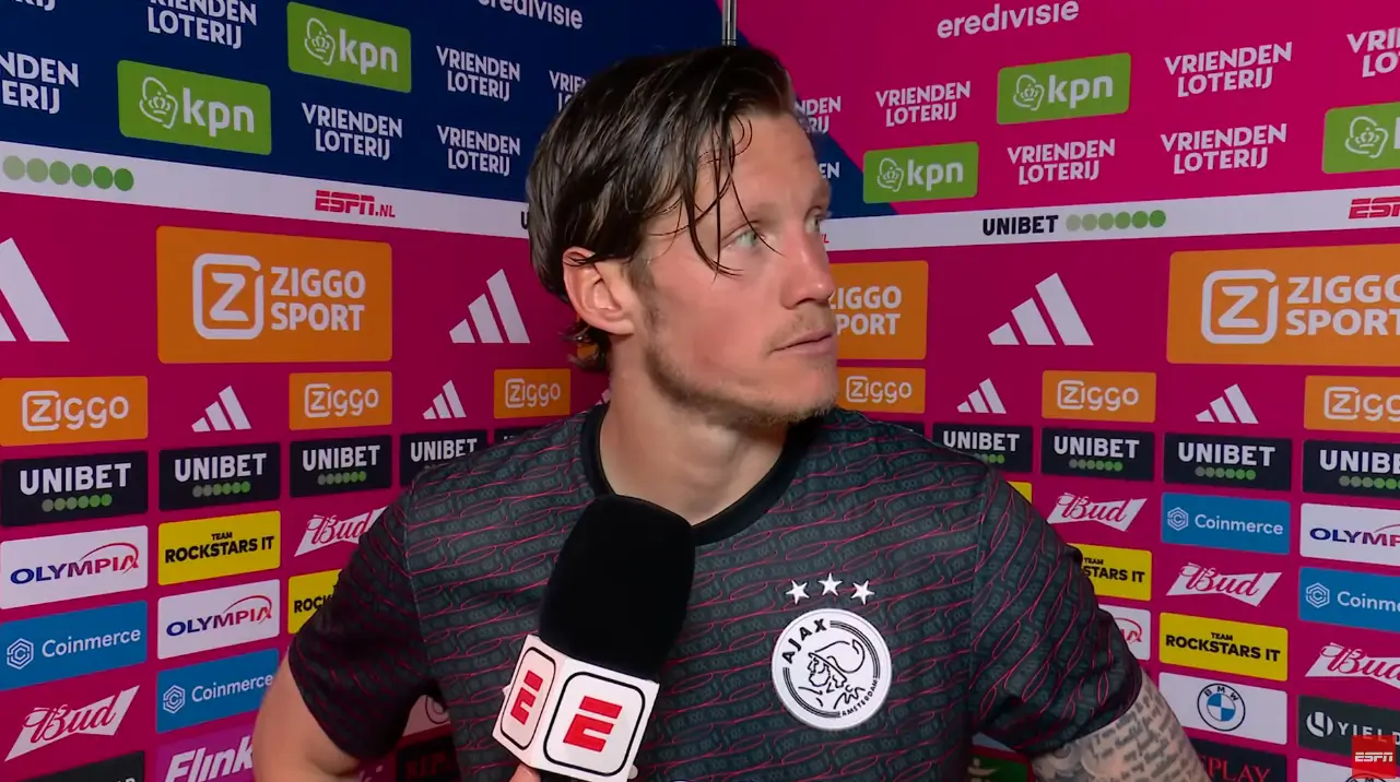 Wout Weghorst tears as Ajax go from brink of Eredivisie title to thick of title race in 100 minutes of madness
