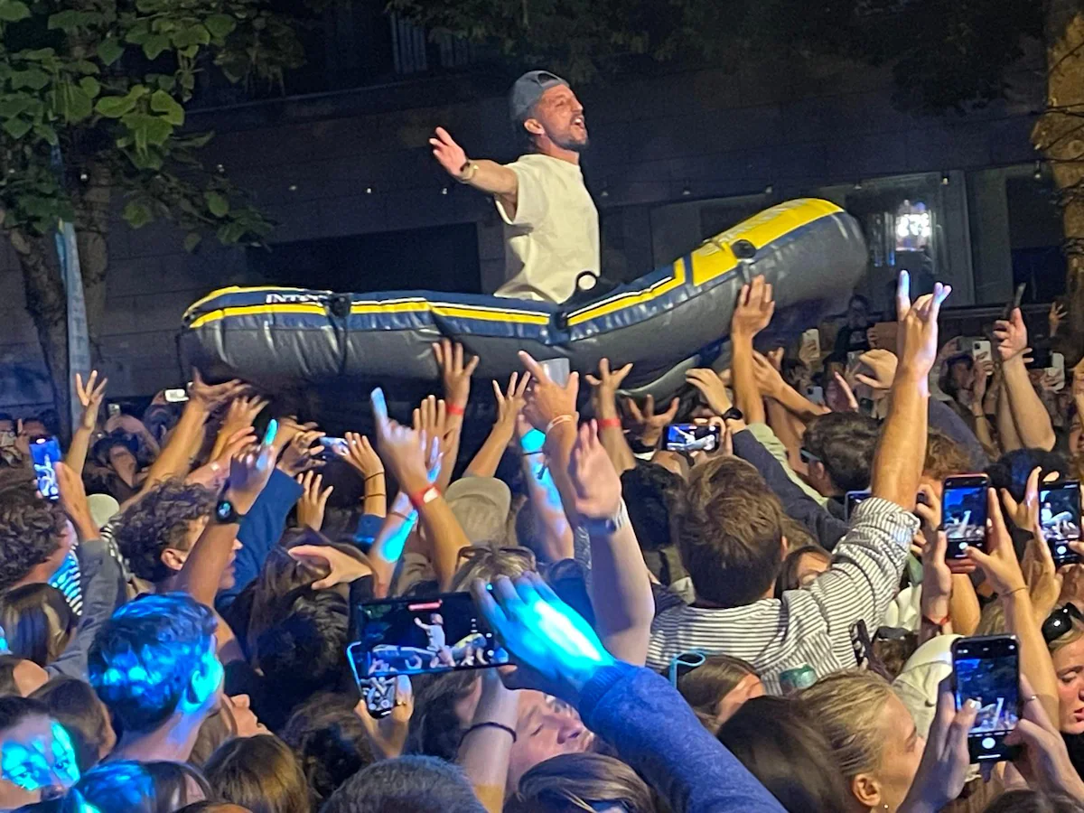 Napoli and Galatasaray legend Dries Mertens announces retirement while crowd surfing on inflatable boat